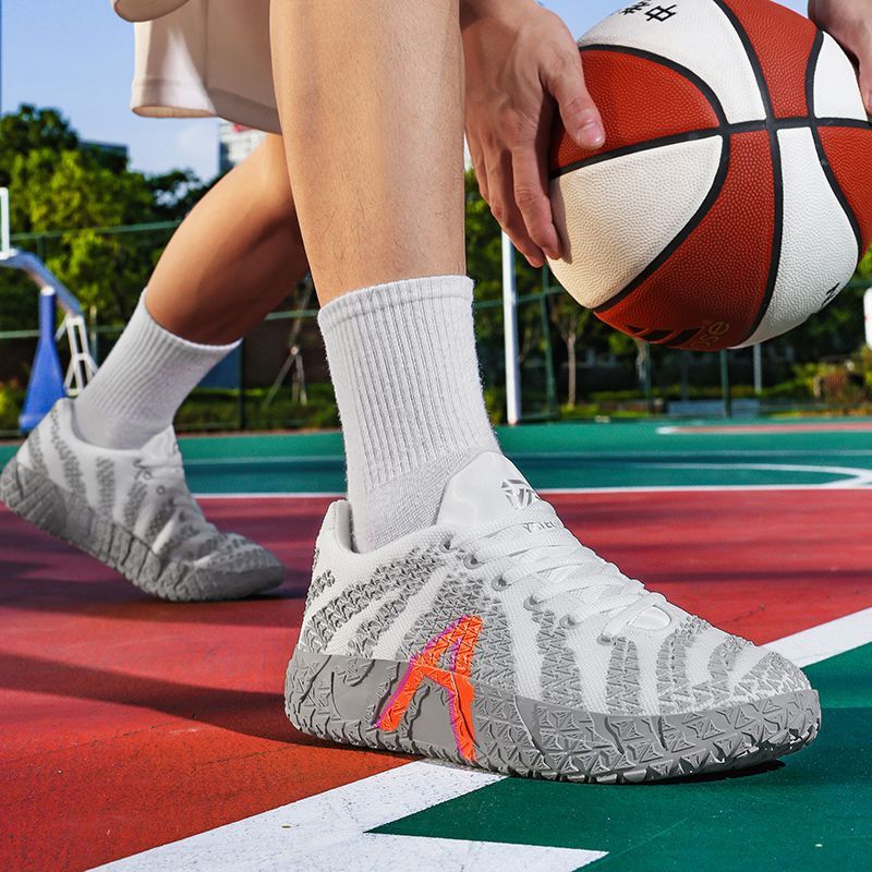 Nieuwe luxe basketbalsneakers  - Luxury Men Lifestyle recensie en prijs