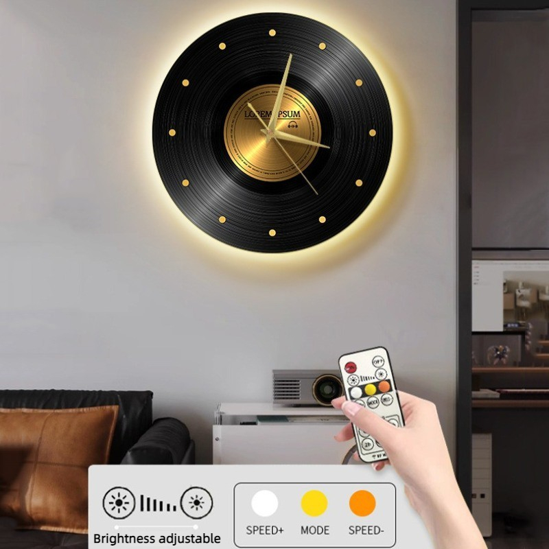 Vintage wandklok met licht Woo - Luxury Lifestyle Watches recensie en prijs